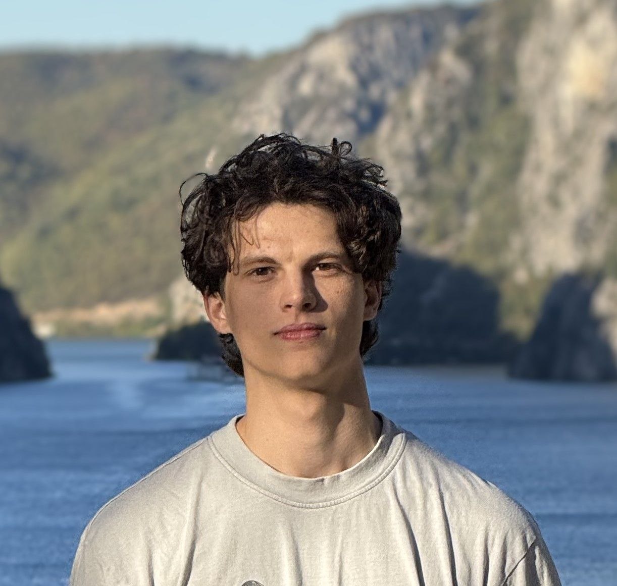 Валентин Смирнов